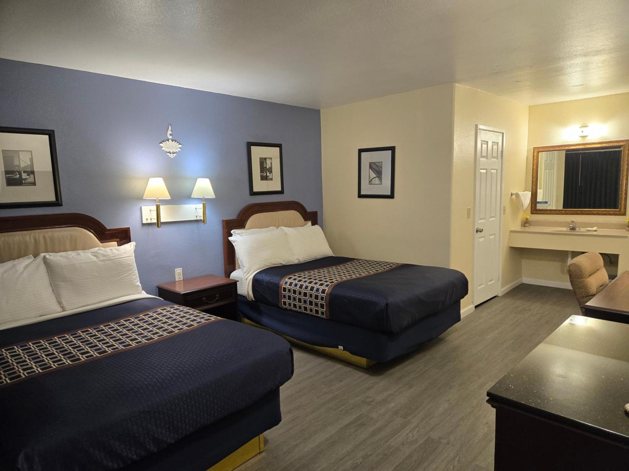 Rodeway Inn & Suites Blythe I-10 エクステリア 写真