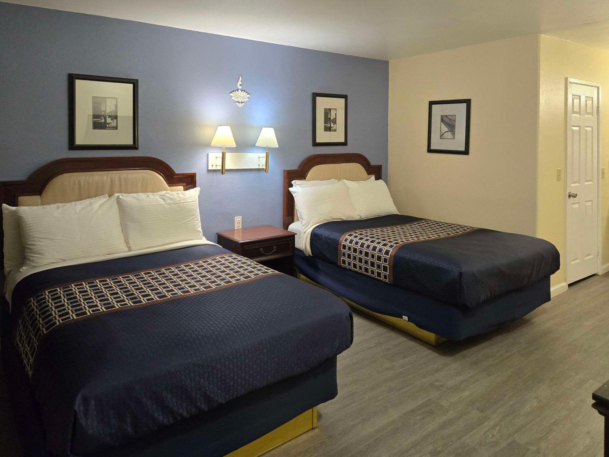 Rodeway Inn & Suites Blythe I-10 エクステリア 写真